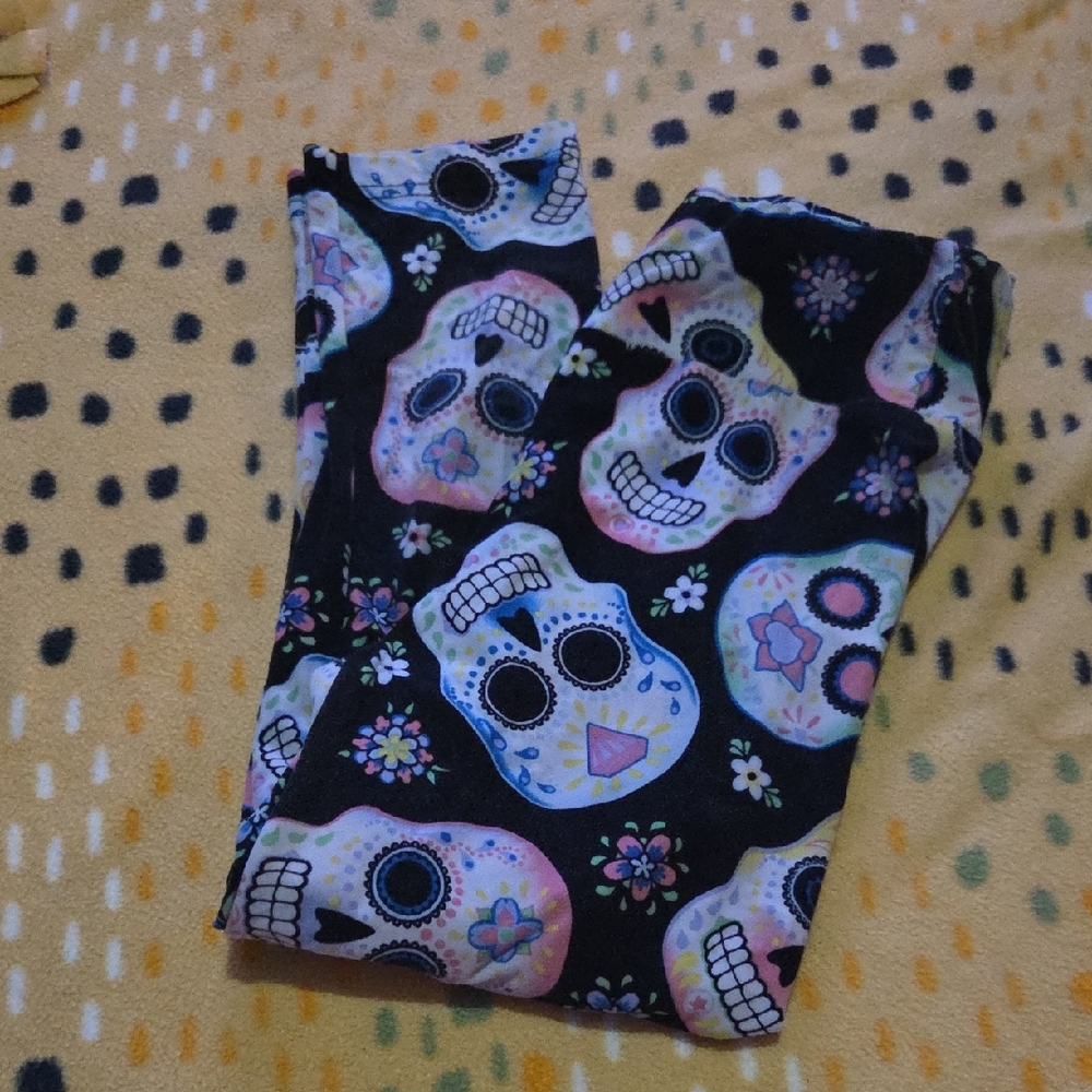 🩵2 For $15🩵Colorful Skull Print Leggings No Boundaries Small
